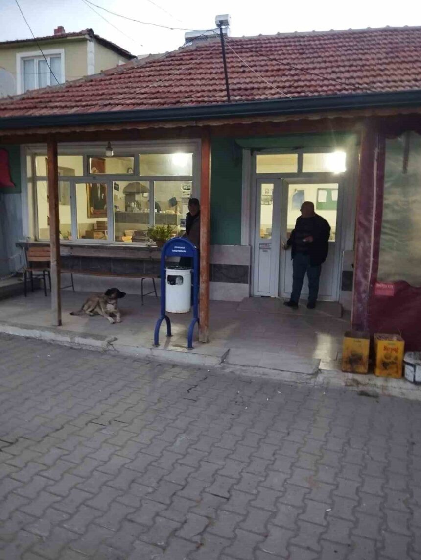 Gelibolu’da köy kahvesinin kiralama bedeli 126 bin TL’ye yükseldi, muhtar ihaleyi iptal etti.