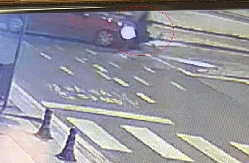 Çorlu’da Motosikletle Otomobilin Çarpışması Sonucu Sürücü Yaralandı, Kaza Anı Kaydedildi