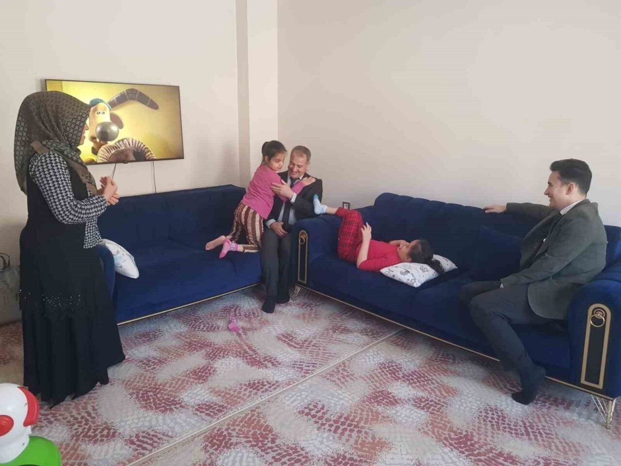 Diyarbakır Çermik’te Engelli Bireyler İçin Kaymakam ve Sosyal Hizmetler Müdürü’nden Ziyaret