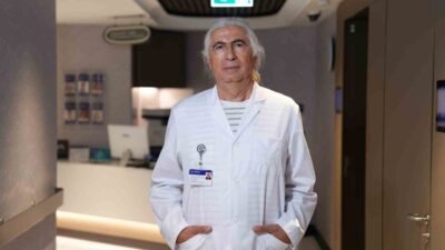 Medipol Sağlık Grubu’ndan Prof. Dr. Cemalettin Aydın, robotik cerrahinin laparoskopik