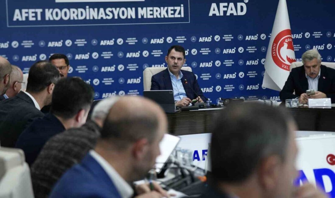 Hatay’da Deprem Konutları İçin 27 Aralık’ta Anahtar Teslimi Töreni Gerçekleştirilecek CHP'li Serkan Topal, Hatay'da düzenlenen il afet koordinasyon toplantısında Bakan