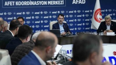 CHP'li Serkan Topal, Hatay'da düzenlenen il afet koordinasyon toplantısında Bakan