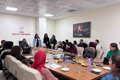 Çine’de Gebe Okulu Eğitimi Tamamlayan Anne Adaylarına Katılım Belgeleri Verildi