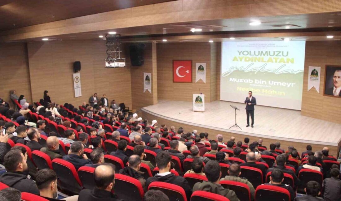 Cizre’de Peygamber Sevdalıları’ndan “Yolumuzu Aydınlatan Yıldızlar” Etkinliği Gerçekleştirildi Cizre’de Peygamber Sevdalıları, "Yolumuzu Aydınlatan Yıldızlar" programında Mus’ab bin Umeyr