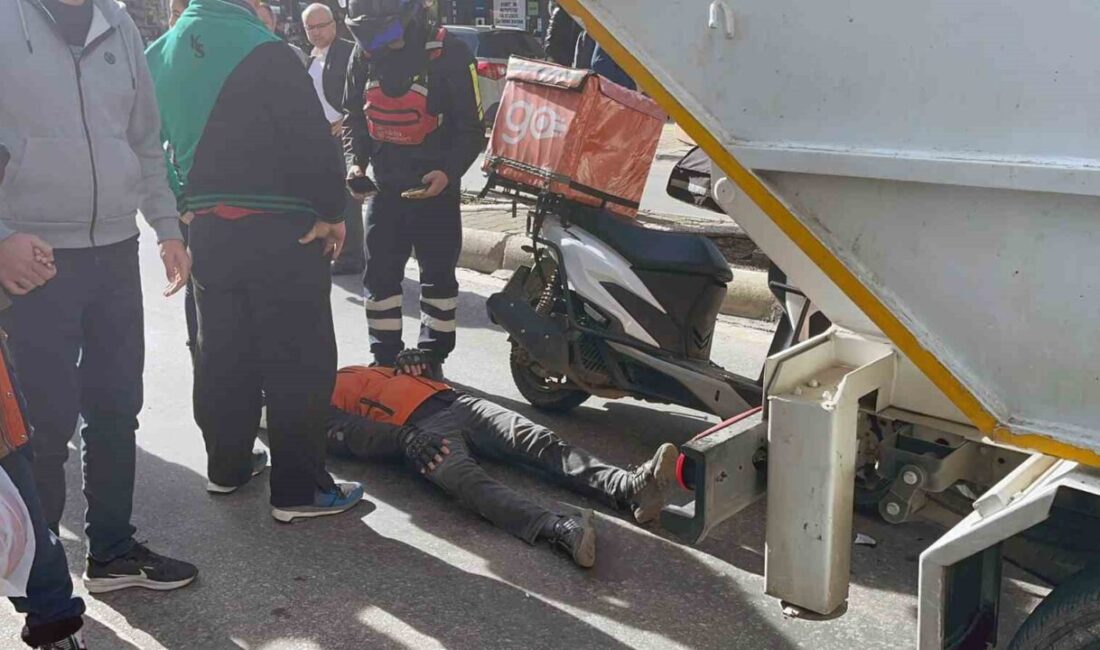 Muğla'nın Menteşe ilçesinde, İsmet İnönü Caddesi'nde bir motokurye, temizlik işlerine