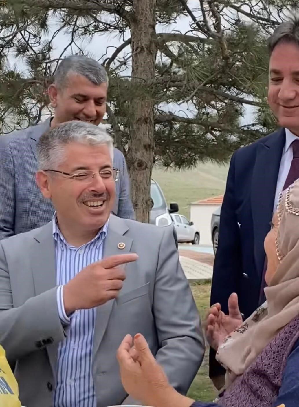 AK Parti Kayseri Milletvekili Şaban Çopuroğlu, CHP Genel Başkanı Özgür