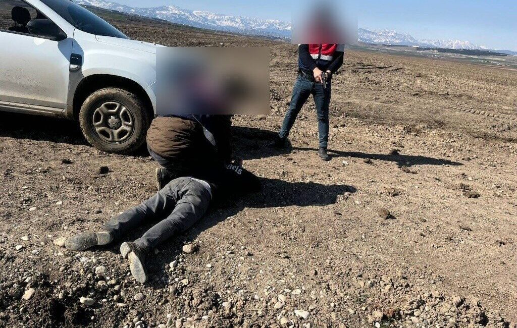 Çorum'da JASAT dedektifleri, 1-30 Kasım tarihleri arasında düzenledikleri operasyonlarda aranan