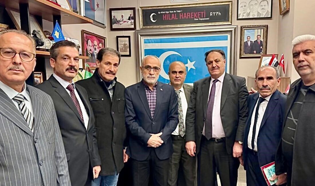 Cumhurbaşkanı Başdanışmanı Yalçın Topçu, Suriye Türkmenlerini kabul ederek, Suriye'nin toprak