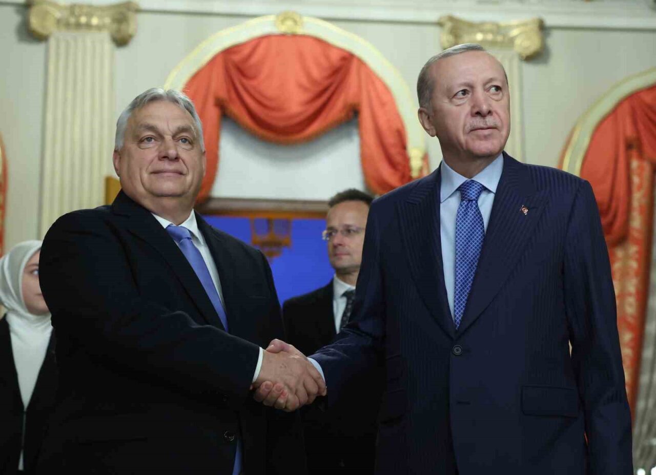 Cumhurbaşkanı Recep Tayyip Erdoğan, Macaristan Başbakanı Viktor Orban ile Dolmabahçe