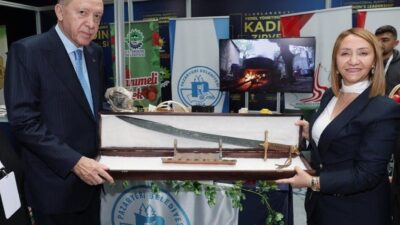 Pazaryeri Belediye Başkanı Zekiye Tekin, "Kadınla Yükselen Şehirler" zirvesinde Cumhurbaşkanı