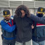 Samsun’da DEAŞ’a yönelik operasyonda gözaltına alınan Suriye uyruklu kişi tutuklandı.