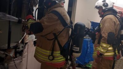 Hatay'ın Defne ilçesindeki 23 Temmuz Konteyner Kent'te, depremzedelerin yaşadığı konteynerde