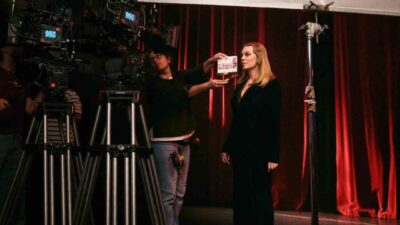 Ünlü oyuncu Demet Evgâr, Vodafone'un 25 Kasım Kadına Yönelik Şiddete