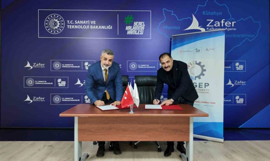 Demirci’de, SOGEP kapsamında halı dokuma atölyesi projesinin protokolü imzalandı.