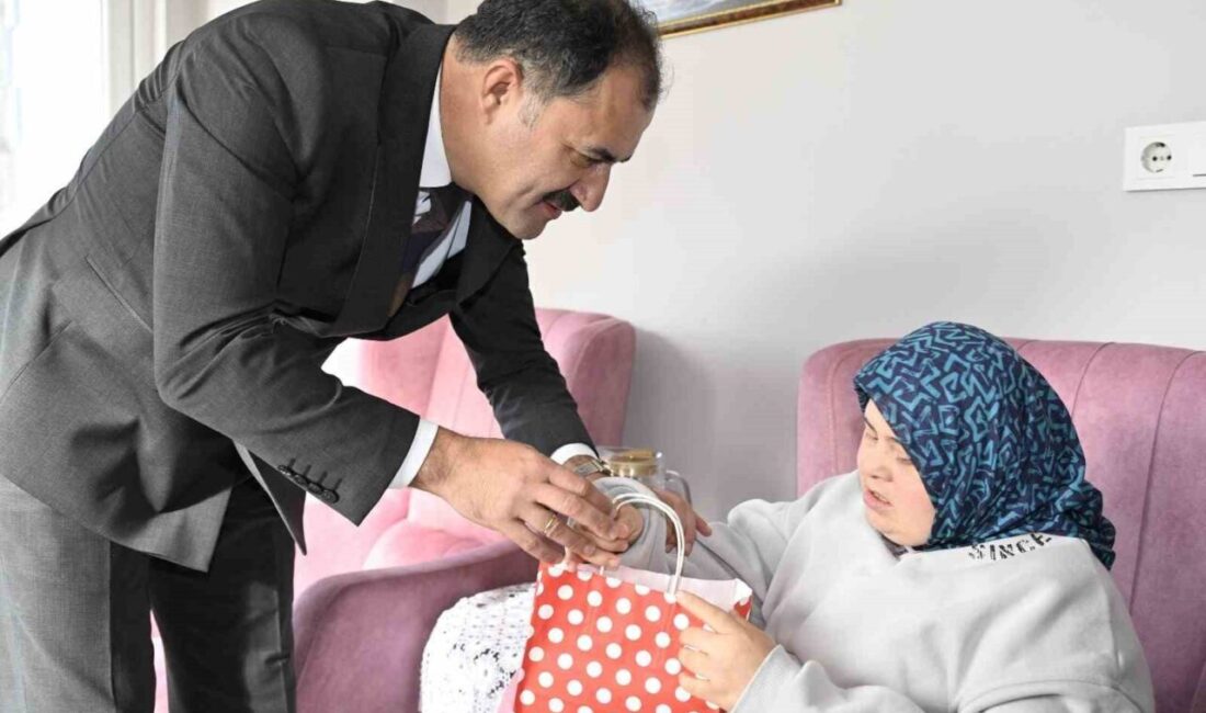 Manisa'nın Demirci ilçesinde 3 Aralık Dünya Engelliler Günü vesilesiyle Belediye