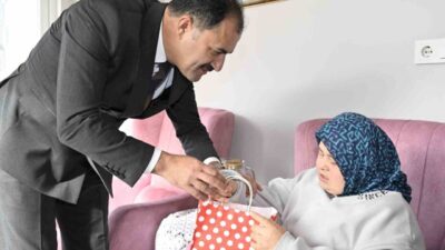 Manisa'nın Demirci ilçesinde 3 Aralık Dünya Engelliler Günü vesilesiyle Belediye