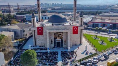 Bursa'nın Demirtaş Organize Sanayi Bölgesi'nde inşa edilen Yeni DOSAB Camii,