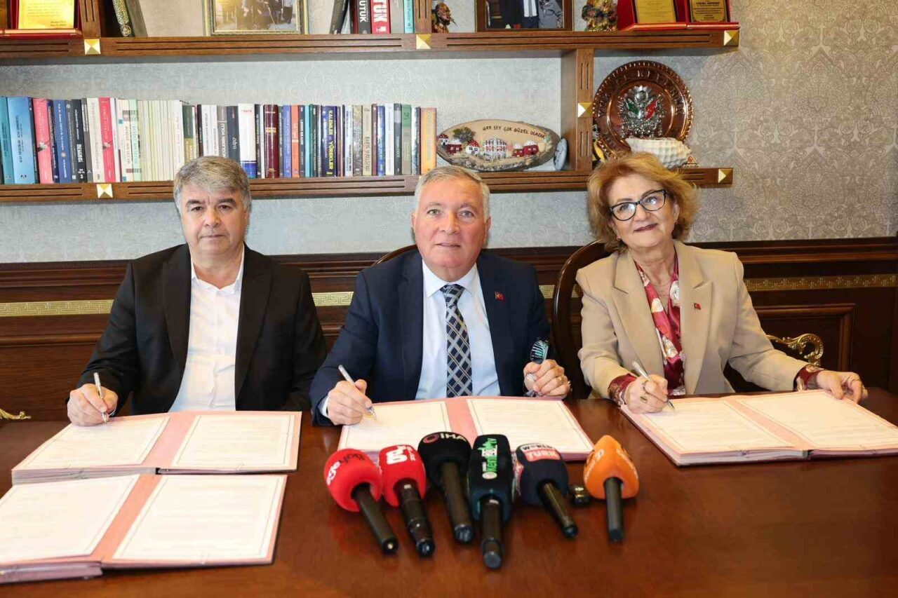 Denizli'de Çardak, Bozkurt ve Honaz belediyeleri, sokak hayvanlarının yaşam koşullarını