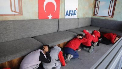 Manisa'da deprem bilincini artırmak için hazırlanan Simülasyon Tırı, 8-14 Aralık