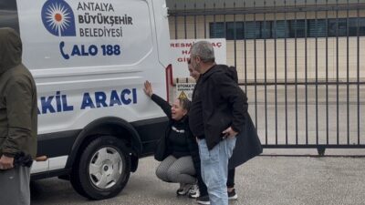 Antalya'da, otomobiliyle evden çıkan 39 yaşındaki Hatice Doğan'ın dereye düşüp