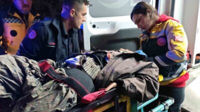 Muğla'nın Menteşe ilçesinde traktörün devrilmesi sonucu yaralanan bir kadın, itfaiye