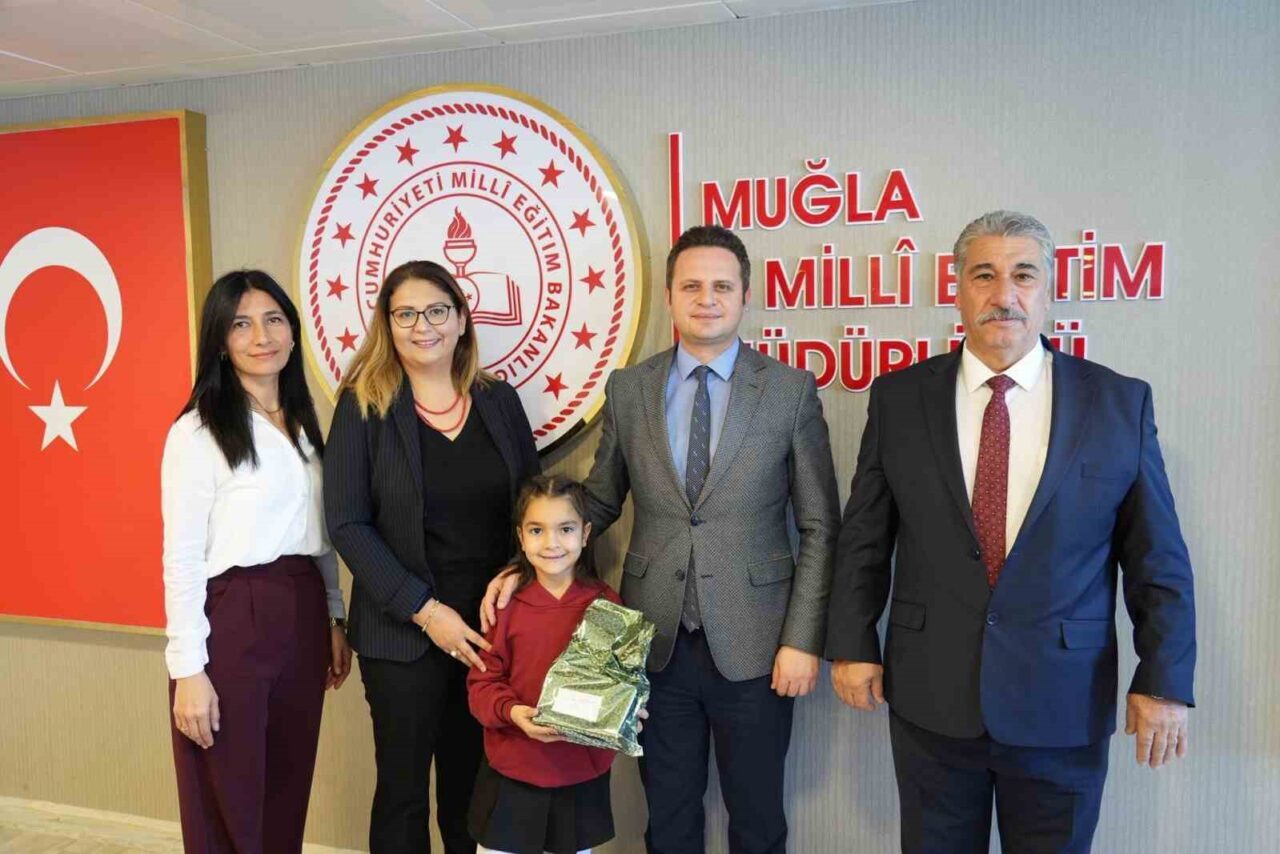 Milli Eğitim Bakanlığı'nın "Dilimizin Zenginlikleri Projesi" kapsamında düzenlenen Sözlük Tasarımı
