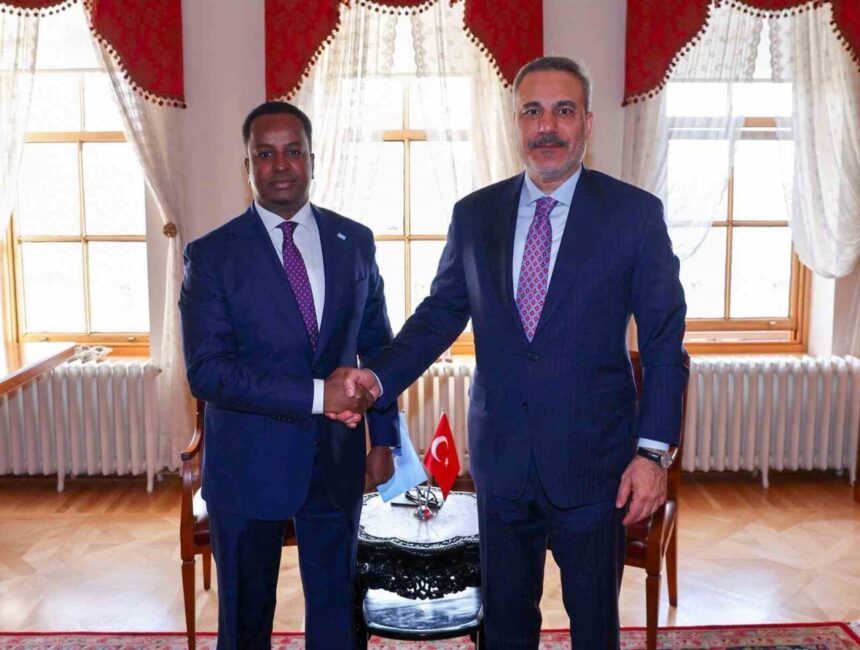 Dışişleri Bakanı Hakan Fidan, Somali Dışişleri Bakanı Abdisalam Abdi Ali ile İstanbul’da buluştu.