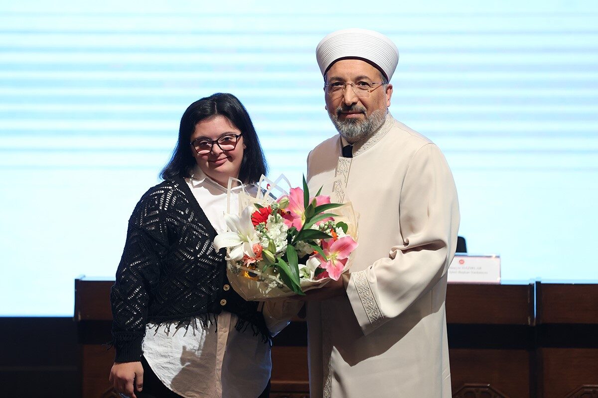 Diyanet İşleri Başkanı Safi Arpaguş, Ankara'da "Peygamberimiz ve Engelliler" panelinde,