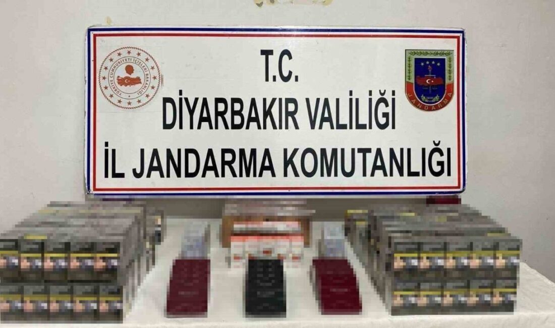 Diyarbakır’da Jandarma Operasyonlarında Kaçak Ürünler Ele Geçirildi Diyarbakır'da jandarma, gümrük kaçağı ürünlere karşı düzenlenen operasyonlarda önemli miktarda