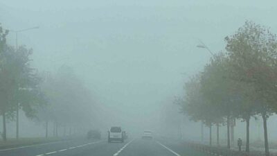 Diyarbakır'da sabah saatlerinde yoğun sis, görüş mesafesini 10 metreye düşürerek