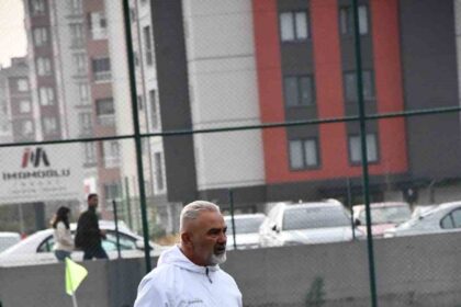 Döğerspor’da Antrenör Göksel Zehir ile Karşılıklı Olarak Yollar Ayrıldı