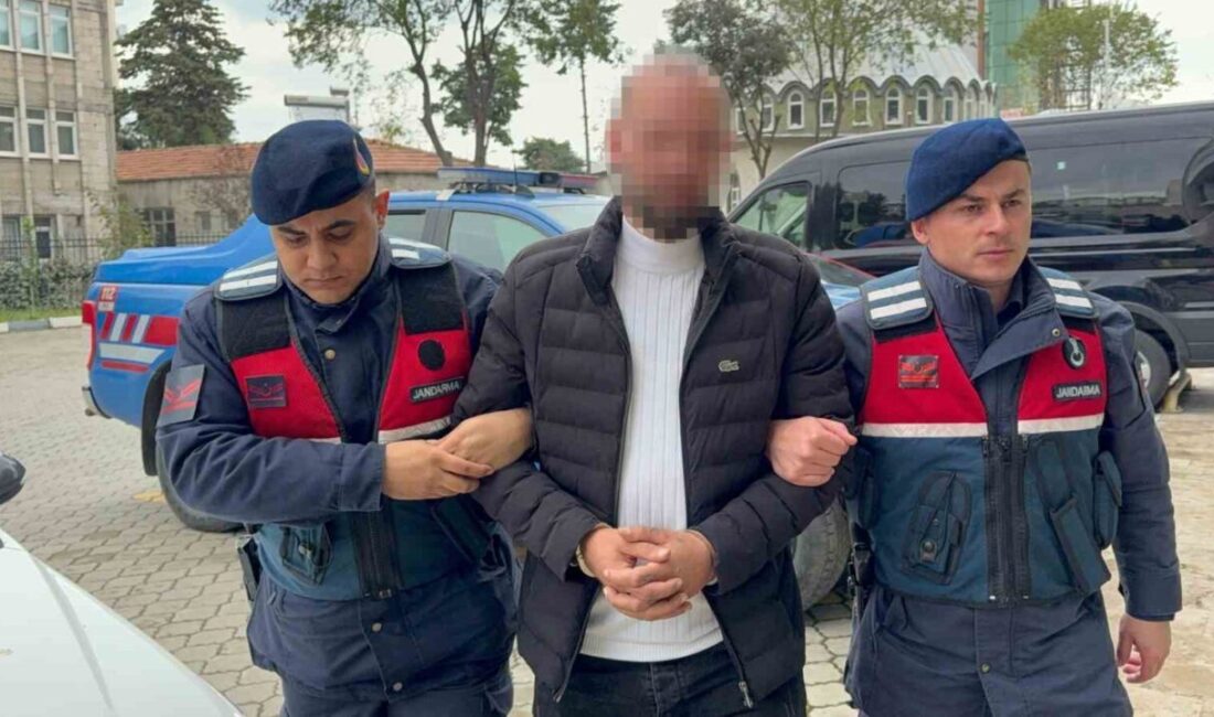 Samsun’da Dolmuş Sürücüsüne Yapılan Silahlı Saldırının Faili, Aynı Hattaki Sürücü Çıktı Samsun'un Canik ilçesinde dolmuş sürücüsü Murat A. seyir halindeyken silahlı