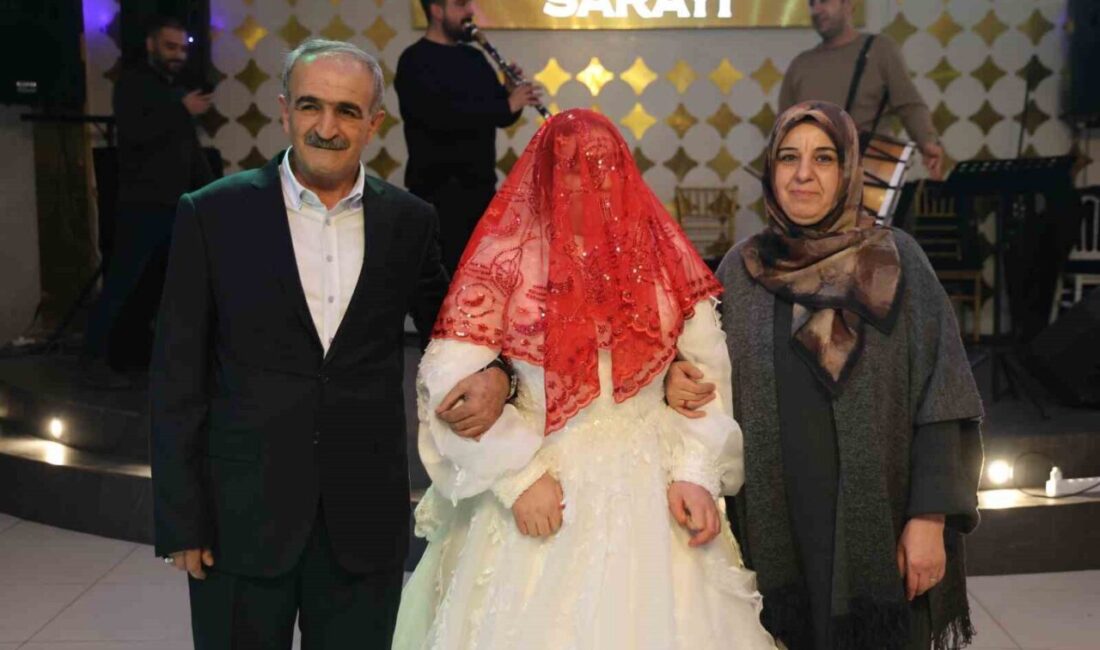 Elazığ'da 24 yaşındaki Down sendromlu Şevval Toprak'ın gelinlik giyme hayali,