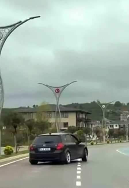 Sakarya'da drift yapan R.A.Y., polis tarafından durdurularak 46 bin 392