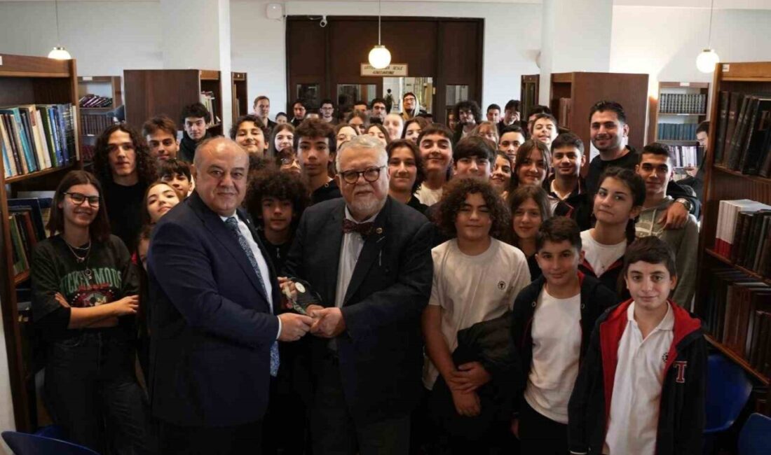 Dünya Madenciler Günü dolayısıyla İstanbul Teknik Üniversitesi Maden Fakültesi'nde gerçekleştirilen