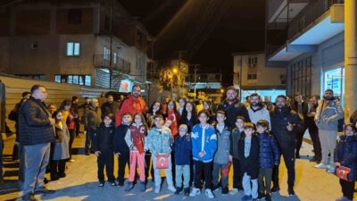 Denizlili milli dartçı Zehra Gemi, İngiltere'de düzenlenen WDF Kızlar Dünya