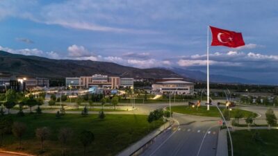 TBMM'de gerçekleştirilen bütçe görüşmelerinde, Erzincan Binali Yıldırım Üniversitesi'nin 2026 yılı
