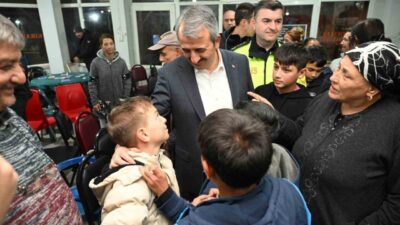Edirne Valisi Yunus Sezer, "Mahalle Buluşmaları" programında Çavuşbey Mahallesi'nde vatandaşların