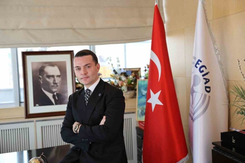 EGİAD Başkanı Kaan Özhelvacı, 2025 ekonomisini değerlendirerek 2026 için beklentilerini paylaştı.