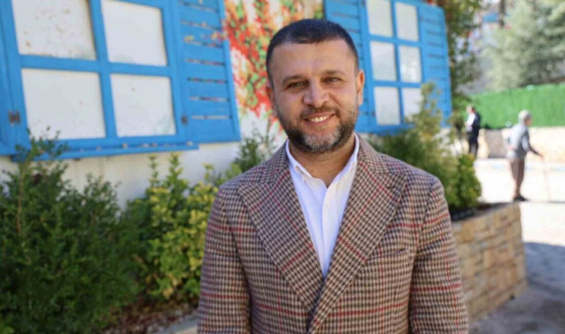 Diyarbakır'ın Eğil ilçesinde, Eğil Belediyesi öğrencilere günlük çay ve kek