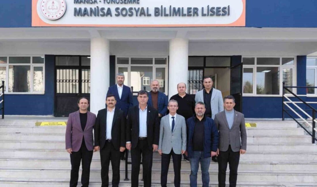 Eğitim-Bir-Sen Manisa Yönetimi, Yunusemre’deki Eğitim Kurumlarını Ziyaret Etti Eğitim-Bir-Sen Manisa 1 No’lu Şube Başkanı Ahmet Yasav ve ekibi,
