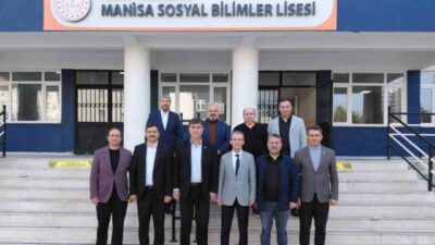 Eğitim-Bir-Sen Manisa 1 No’lu Şube Başkanı Ahmet Yasav ve ekibi,