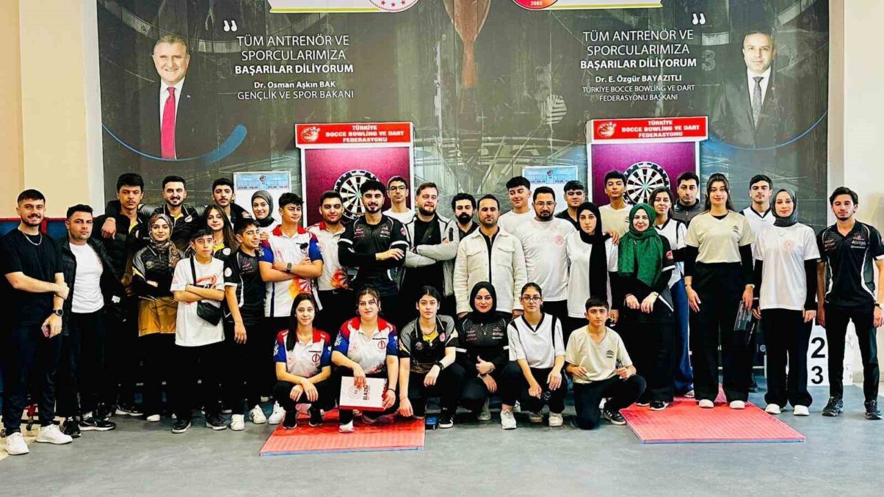 Ankara'da düzenlenen Türkiye Kulüplerarası Dart Şampiyonası'nda Elazığ Gençlik ve Spor