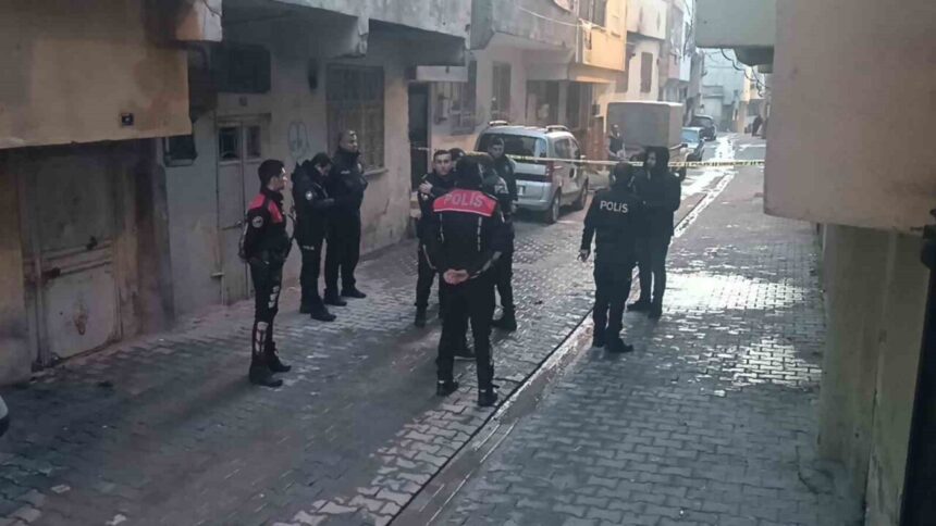 Şanlıurfa’da devrilen elektrikli sobayı söndürmeye çalışan yaşlı kadın elektrik akımına kapıldı ve yaşamını yitirdi.