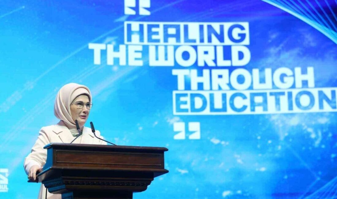 Emine Erdoğan, İstanbul Eğitim Zirvesi'nde yapay zekanın savaş suçlarına dönüştüğünü