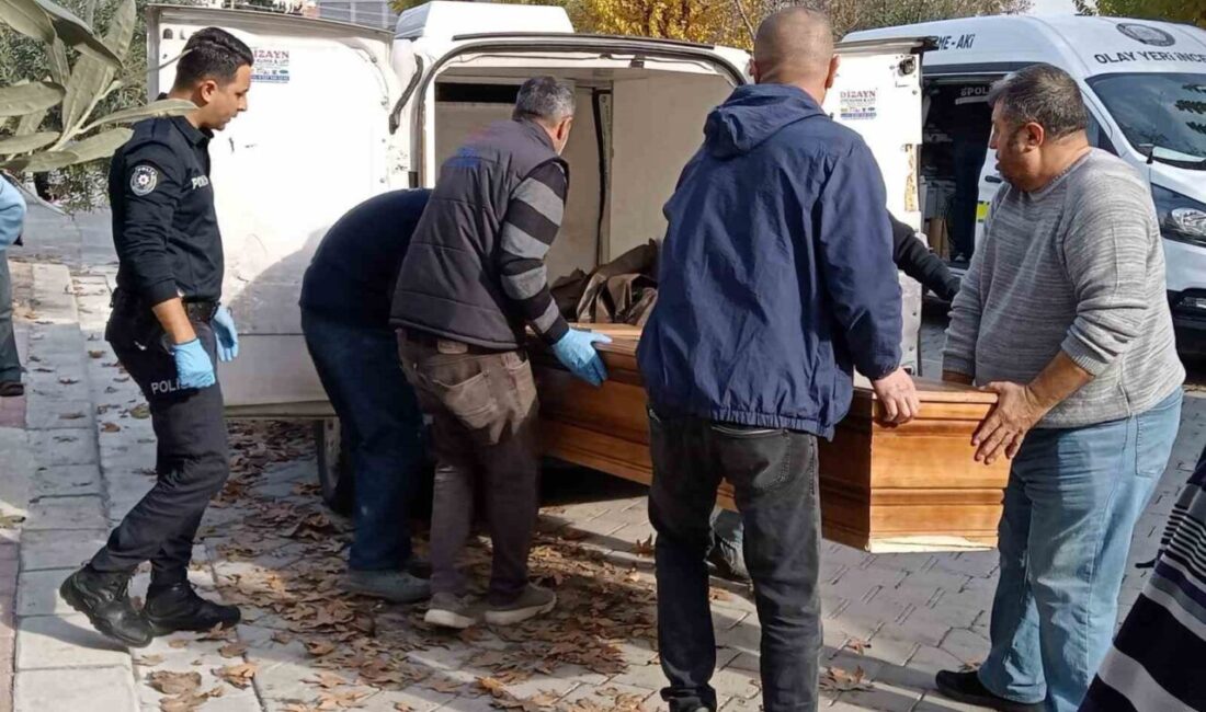 Denizli'nin Pamukkale ilçesinde 51 yaşındaki engelli Erkan Menteş, evinde boğazı