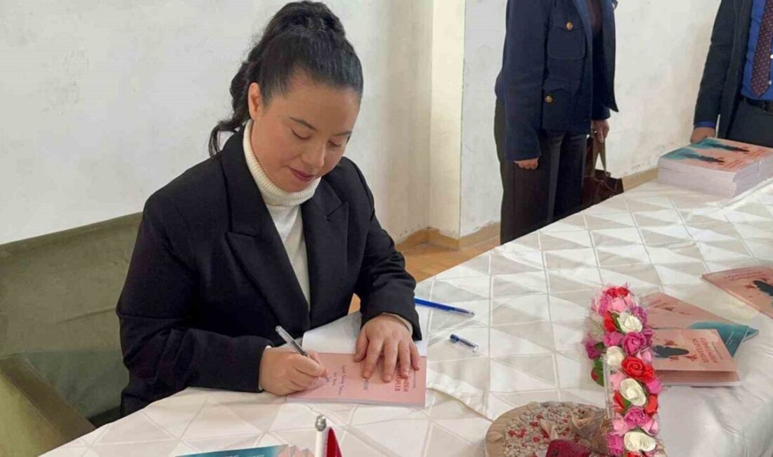 Zonguldak’ta Engelliler Günü’nde Ümmühan Kalender’in Şiir Kitabı Tanıtıldı Zonguldak Alaplı MYO'da düzenlenen Engelliler Günü programında, Ümmühan Kalender’in "Gönlümden