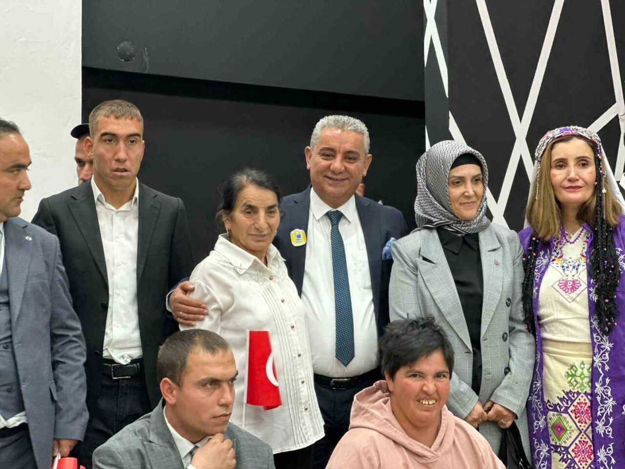 Engelliler Haftası’nda Farkındalık Yaratmak İçin Pasta Kesimi Yapıldı