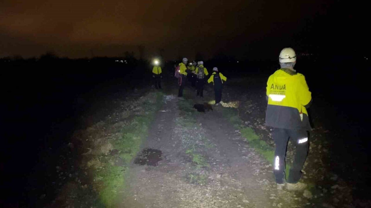 Bursa'nın İnegöl ilçesindeki Engelsiz Yaşam Merkezi'nden kaçan 15 yaşındaki zihinsel