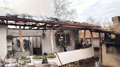 Tokat'ın Erbaa ilçesinde Fadime Bayrak'a ait bir evde elektrik kontağından